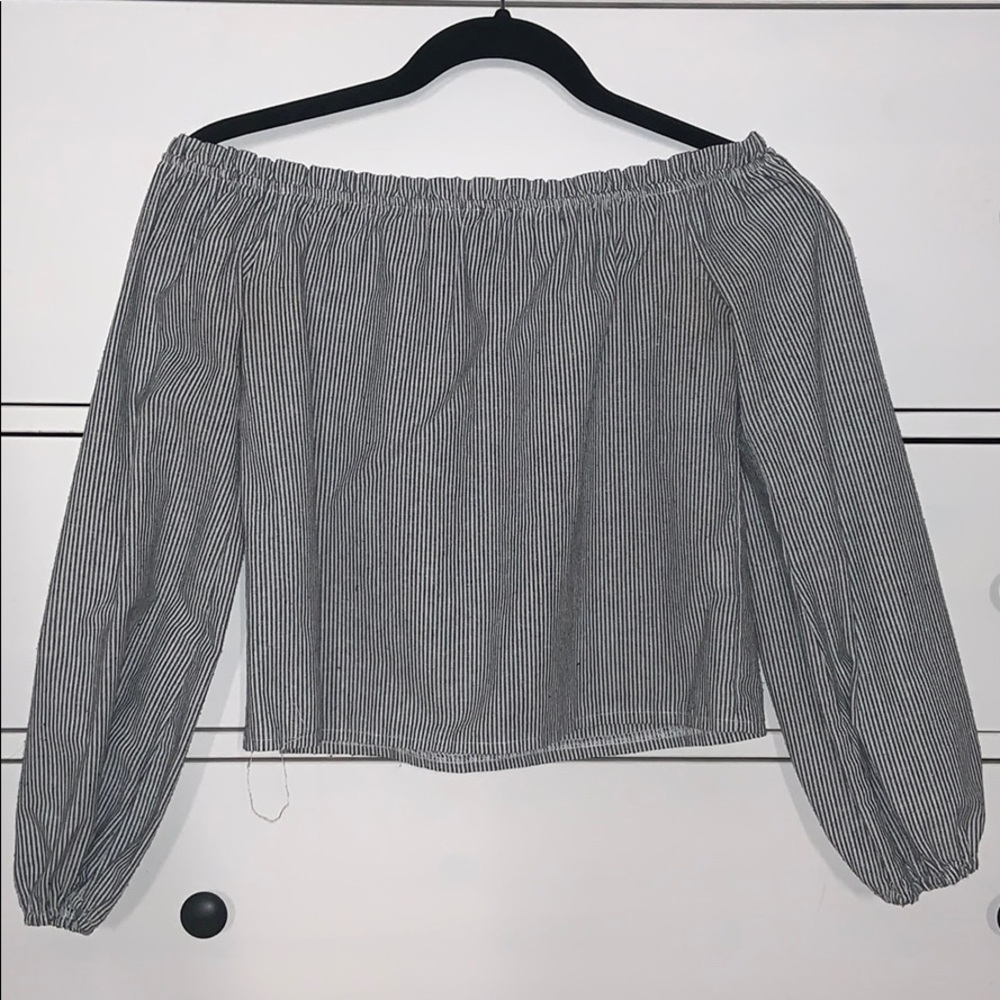 Brandy Melville off the shoulder